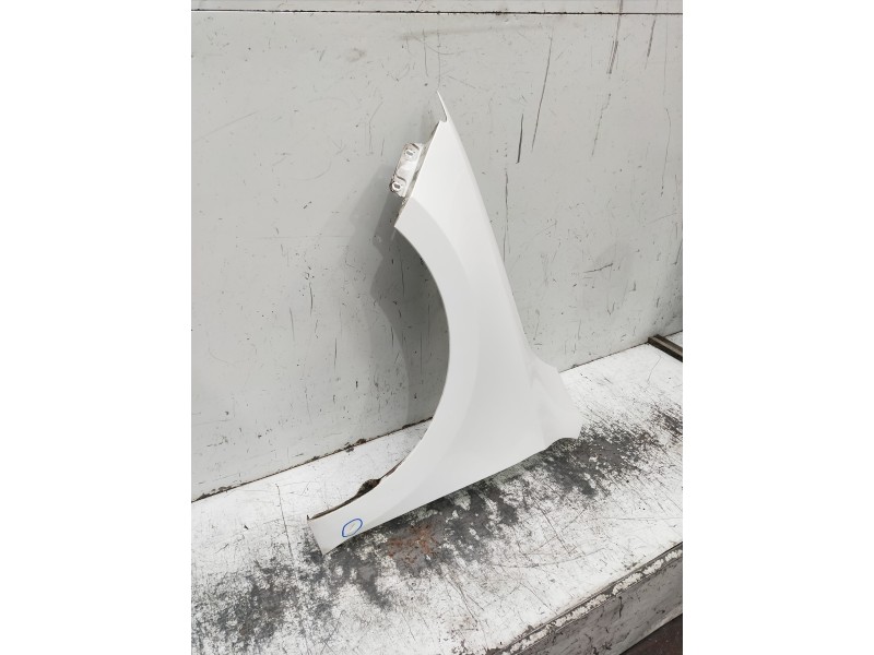 Recambio de aleta delantera izquierda para seat toledo (kg3) style referencia OEM IAM   