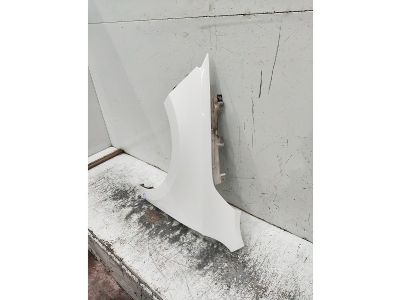 Recambio de aleta delantera izquierda para seat toledo (kg3) style referencia OEM IAM   