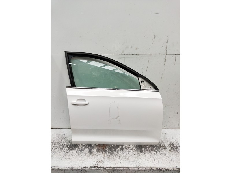 Recambio de puerta delantera derecha para seat toledo (kg3) style referencia OEM IAM   