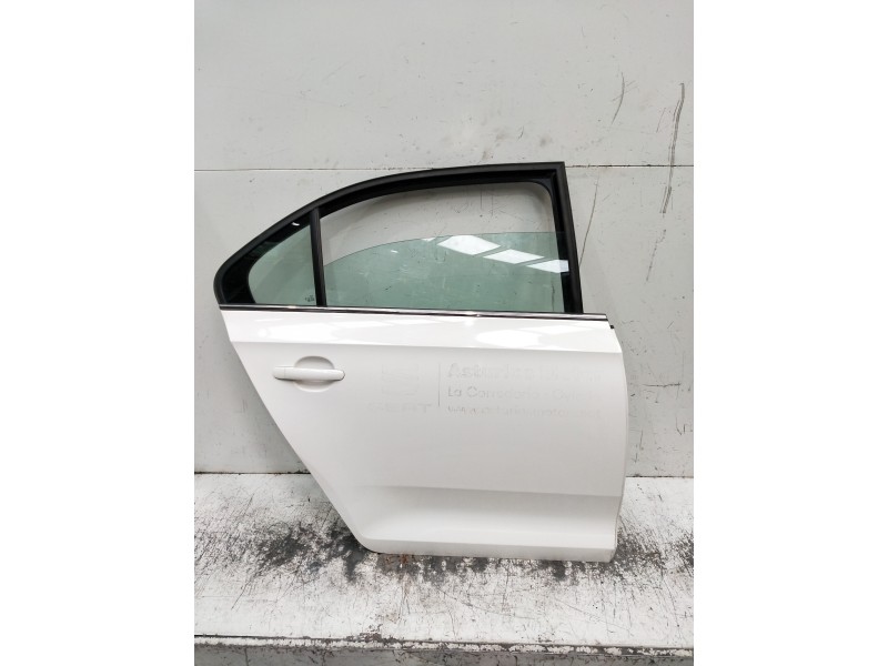 Recambio de puerta trasera derecha para seat toledo (kg3) style referencia OEM IAM   