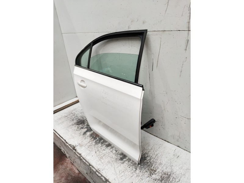 Recambio de puerta trasera derecha para seat toledo (kg3) style referencia OEM IAM   