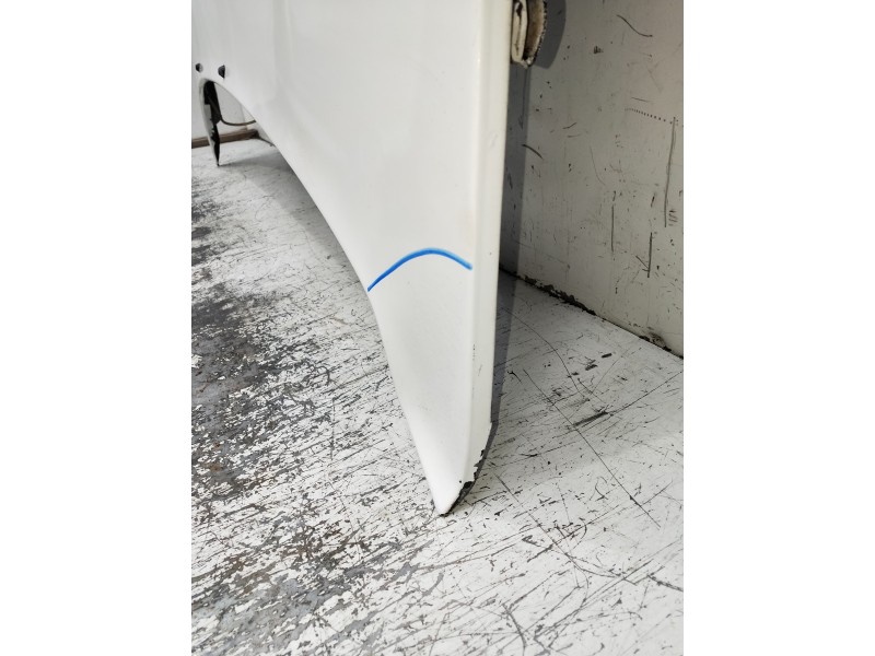 Recambio de capot para peugeot 205 berlina 1.8 d mito referencia OEM IAM   