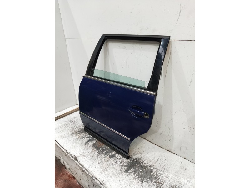 Recambio de puerta trasera izquierda para volkswagen passat variant (3b6) v6 tdi executive referencia OEM IAM   