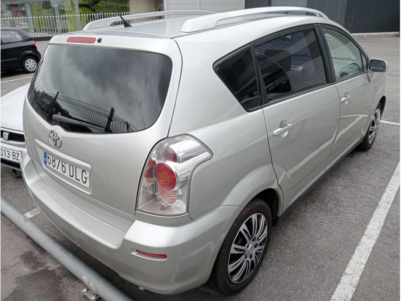 toyota corolla verso (r1) del año 2005