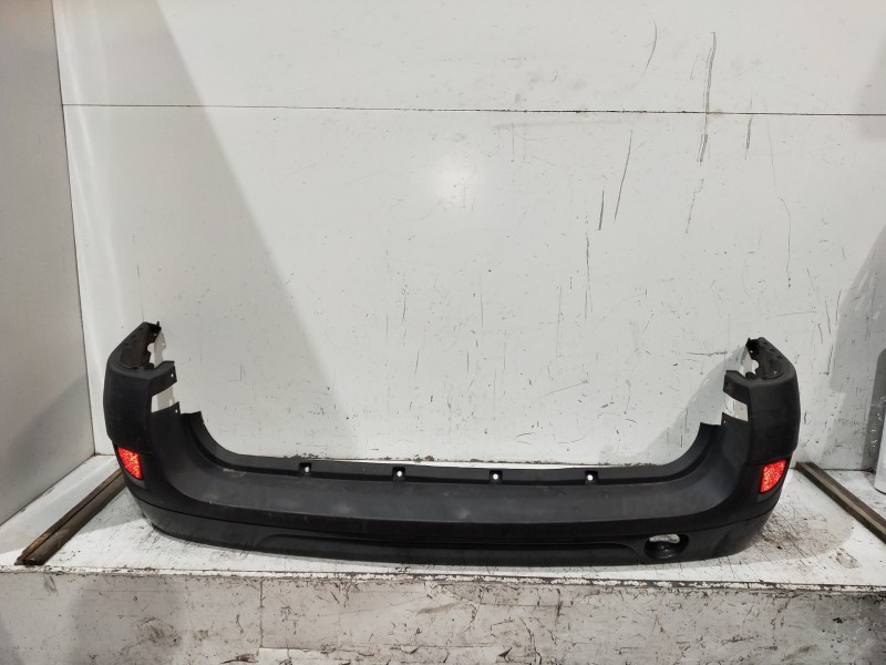 Recambio de paragolpes trasero para dacia logan prestige referencia OEM IAM   