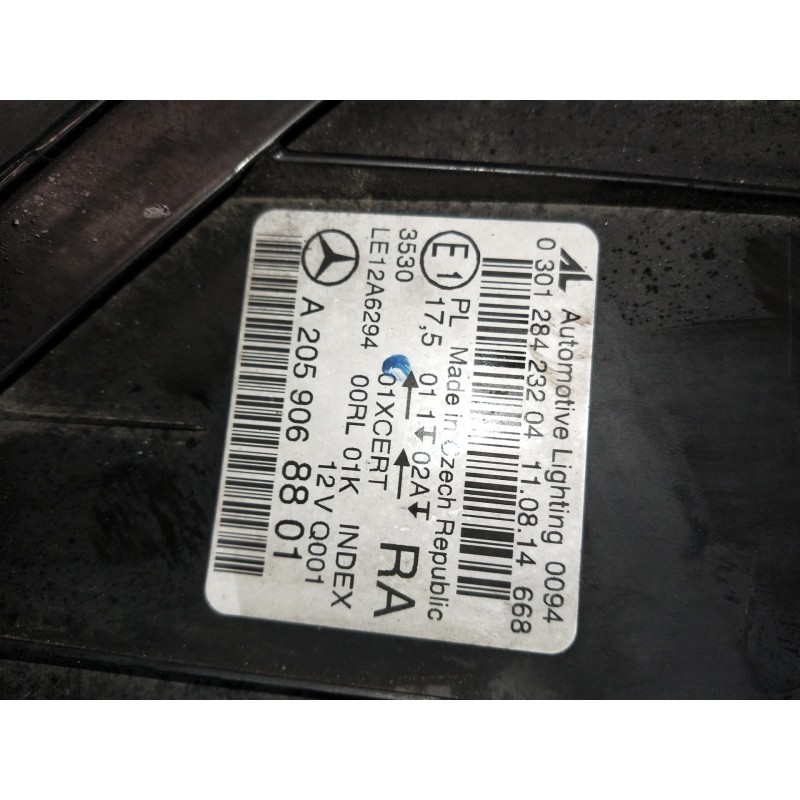 Recambio de faro derecho para mercedes clase c (w205) lim. c 220 cdi bluetec (205.004) referencia OEM IAM 030128423204 A20590688