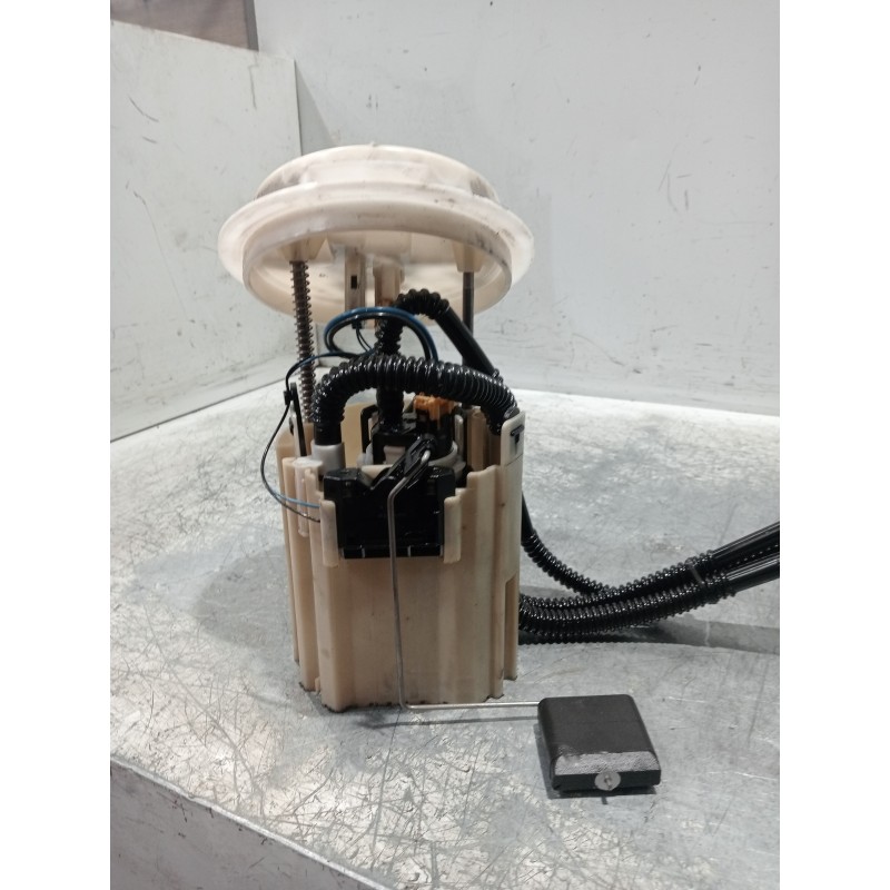 Recambio de bomba combustible para mercedes clase clk (w207) coupe 350 cdi be prime edition (207.322) referencia OEM IAM A204470