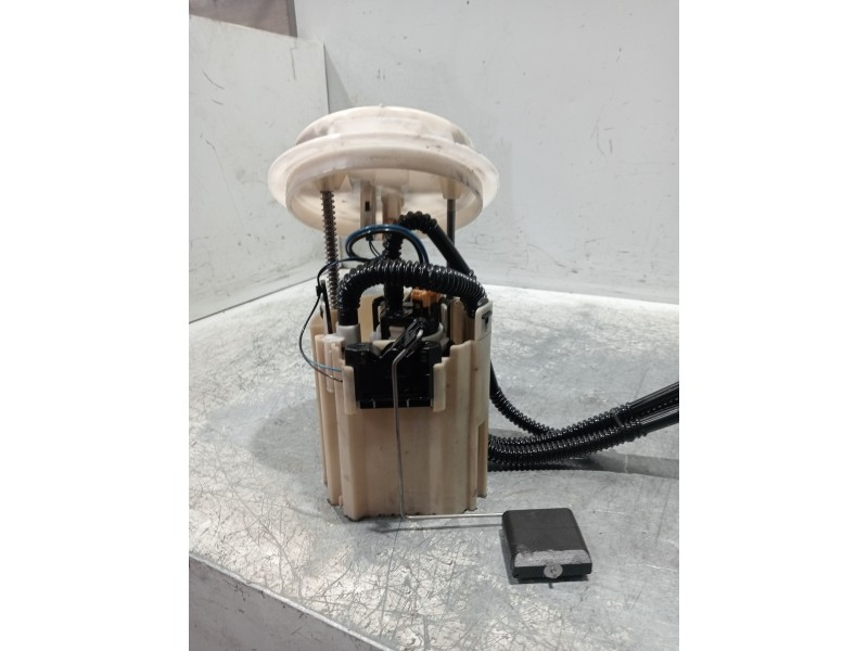 Recambio de bomba combustible para mercedes clase clk (w207) coupe 350 cdi be prime edition (207.322) referencia OEM IAM A204470
