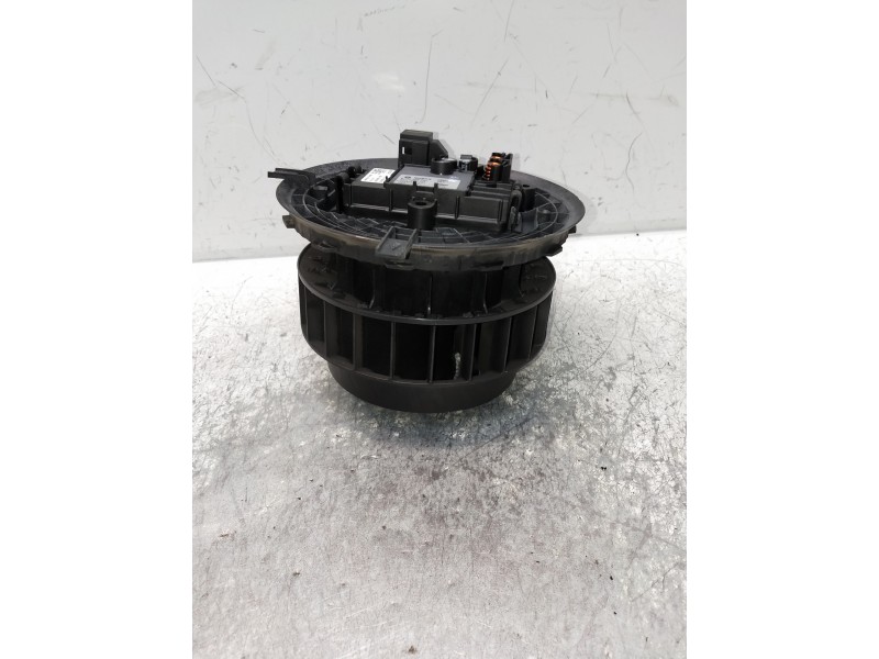 Recambio de motor calefaccion para mercedes clase c (w205) lim. c 220 cdi bluetec (205.004) referencia OEM IAM 0130309001 F01150