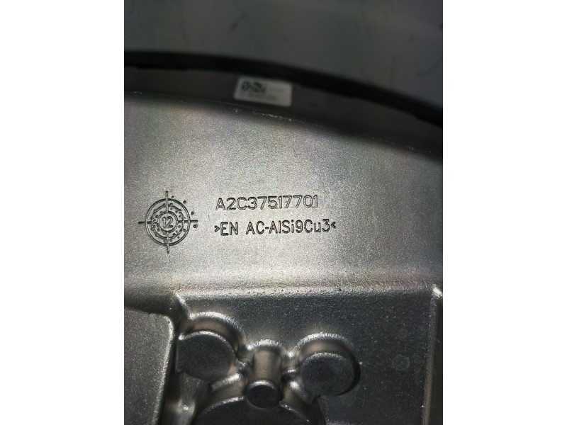 Recambio de pantalla multifuncion para mercedes clase c (w205) lim. c 220 cdi bluetec (205.004) referencia OEM IAM A2059000115 A