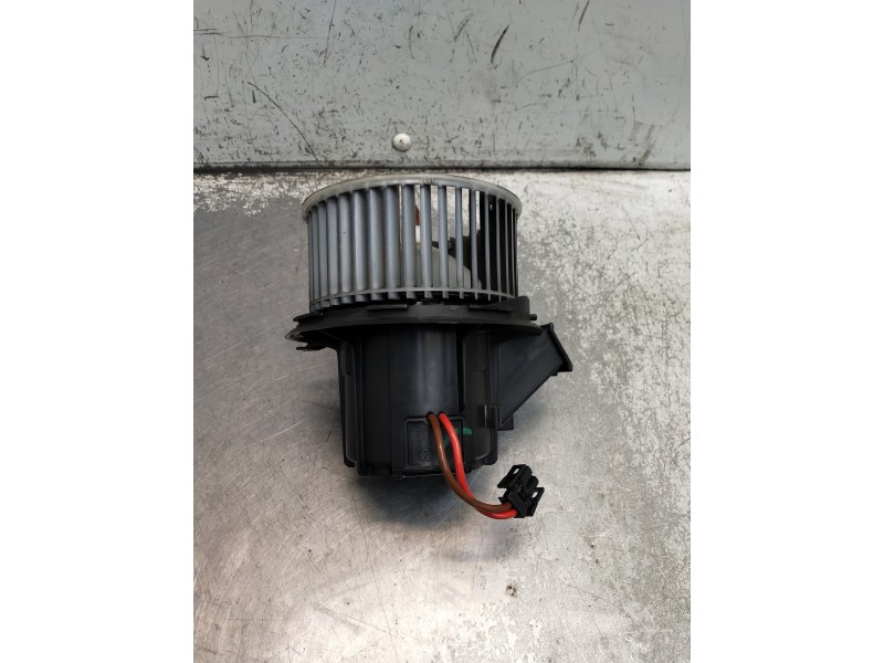 Recambio de motor calefaccion para mercedes clase clk (w207) coupe 350 cdi be prime edition (207.322) referencia OEM IAM 9409117