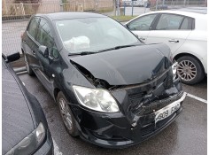 toyota auris del año 2007