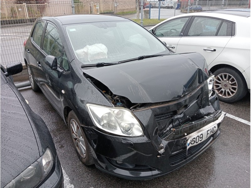 toyota auris del año 2007