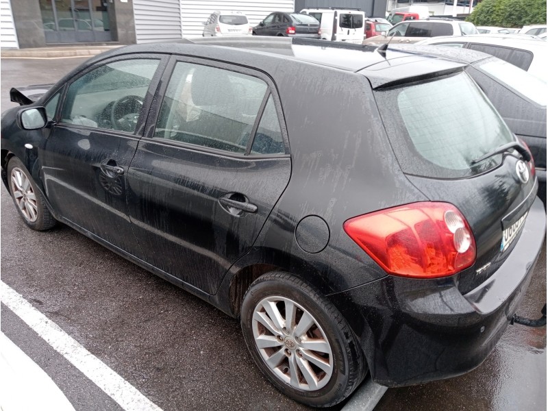 toyota auris del año 2007