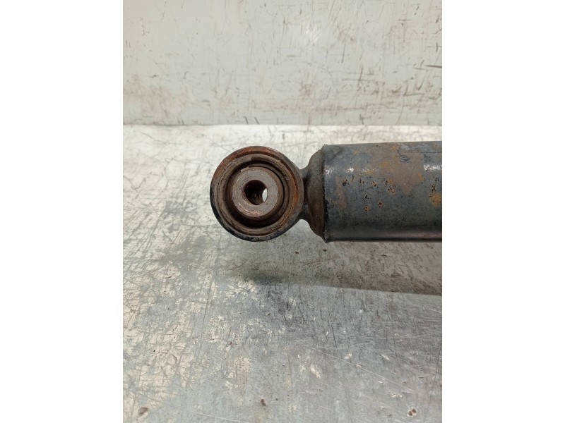 Recambio de amortiguador trasero izquierdo para porsche cayenne (typ 92aa) diesel referencia OEM IAM   