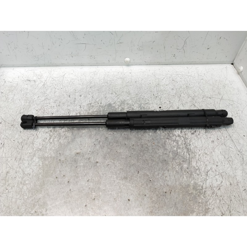 Recambio de amortiguadores capo para mercedes clase c (w205) lim. c 220 cdi bluetec (205.004) referencia OEM IAM   