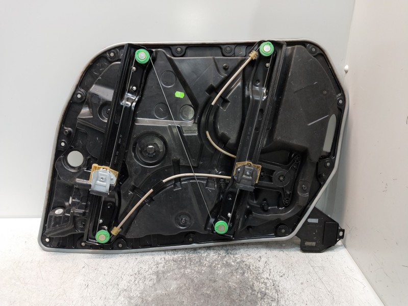 Recambio de elevalunas delantero izquierdo para mercedes clase c (w205) lim. c 220 cdi bluetec (205.004) referencia OEM IAM A205