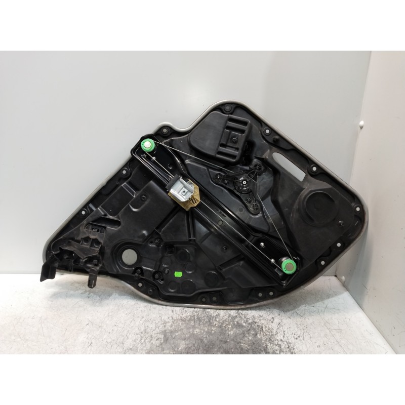 Recambio de elevalunas trasero derecho para mercedes clase c (w205) lim. c 220 cdi bluetec (205.004) referencia OEM IAM A2055408