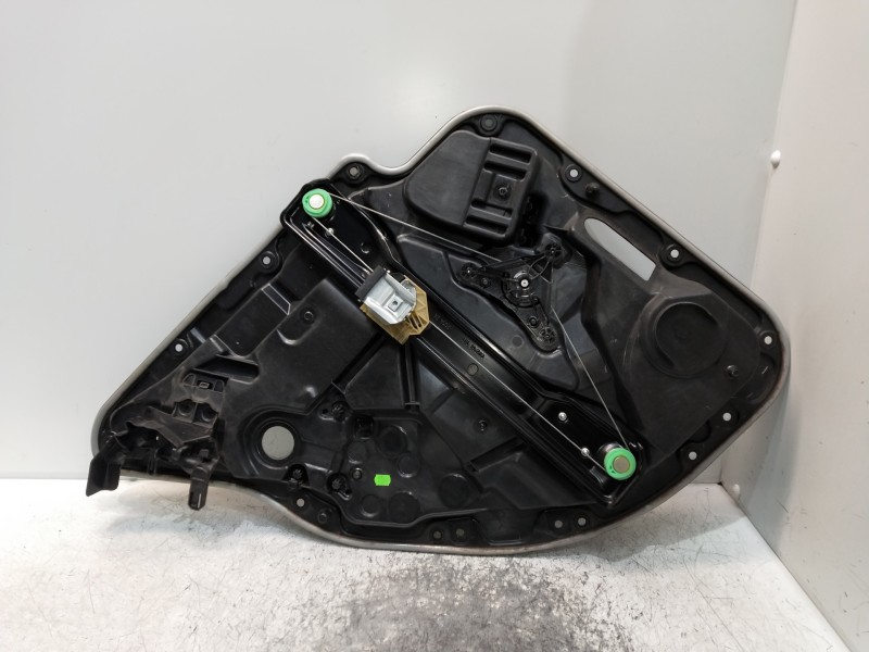 Recambio de elevalunas trasero derecho para mercedes clase c (w205) lim. c 220 cdi bluetec (205.004) referencia OEM IAM A2055408