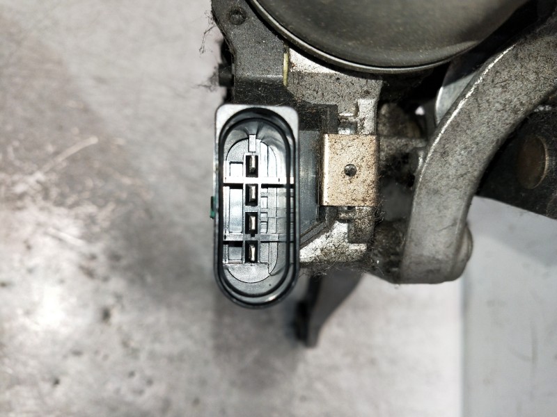 Recambio de motor limpia delantero para mercedes clase c (w205) lim. c 220 cdi bluetec (205.004) referencia OEM IAM 3397021688 A