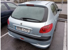peugeot 206 berlina del año 2004 2