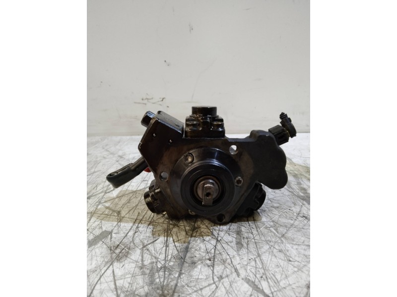 Recambio de bomba inyeccion para peugeot bipper tepee active referencia OEM IAM 199A9000  