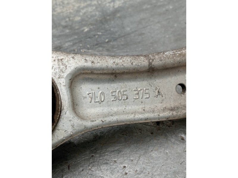 Recambio de brazo suspension superior trasero derecho para porsche cayenne (typ 92aa) diesel referencia OEM IAM 7L0505375A  