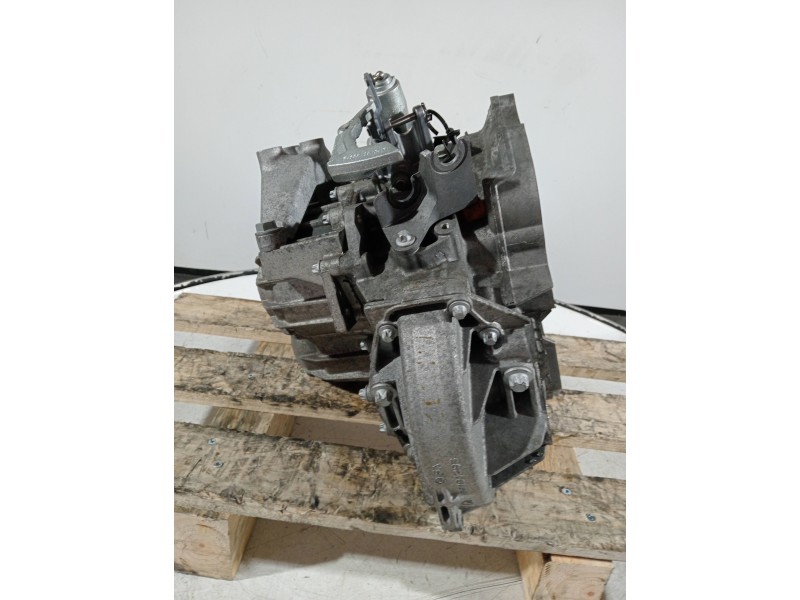 Recambio de caja cambios para opel astra j lim. enjoy referencia OEM IAM M3201701 36901A1263894573 6V