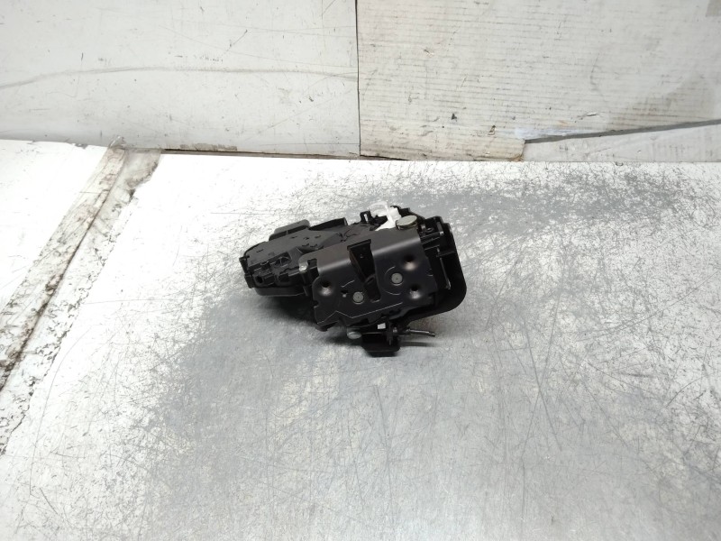 Recambio de motor cierre centralizado delantero derecho para volvo v50 familiar 2.4 kinetic referencia OEM IAM 30753664  5P