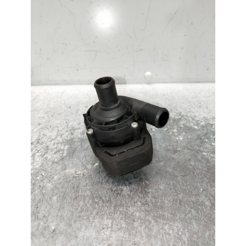 Recambio de bomba agua para mercedes clase c (w205) lim. c 220 cdi bluetec (205.004) referencia OEM IAM 3130591163 A2118350023 