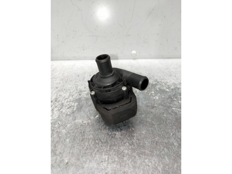 Recambio de bomba agua para mercedes clase c (w205) lim. c 220 cdi bluetec (205.004) referencia OEM IAM 3130591163 A2118350023 