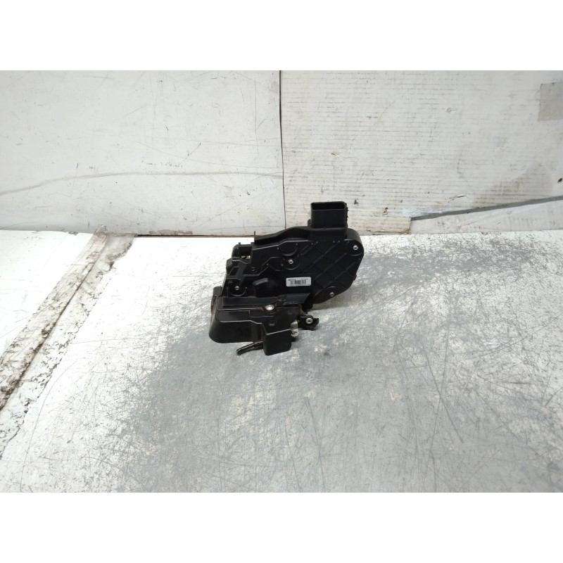 Recambio de motor cierre centralizado delantero derecho para volvo v50 familiar 2.4 kinetic referencia OEM IAM 30753664  5P