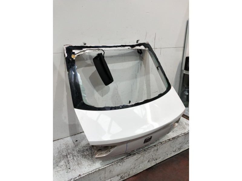 Recambio de porton trasero para seat toledo (kg3) style referencia OEM IAM  5P, VER FOTOS LUNA ROTA