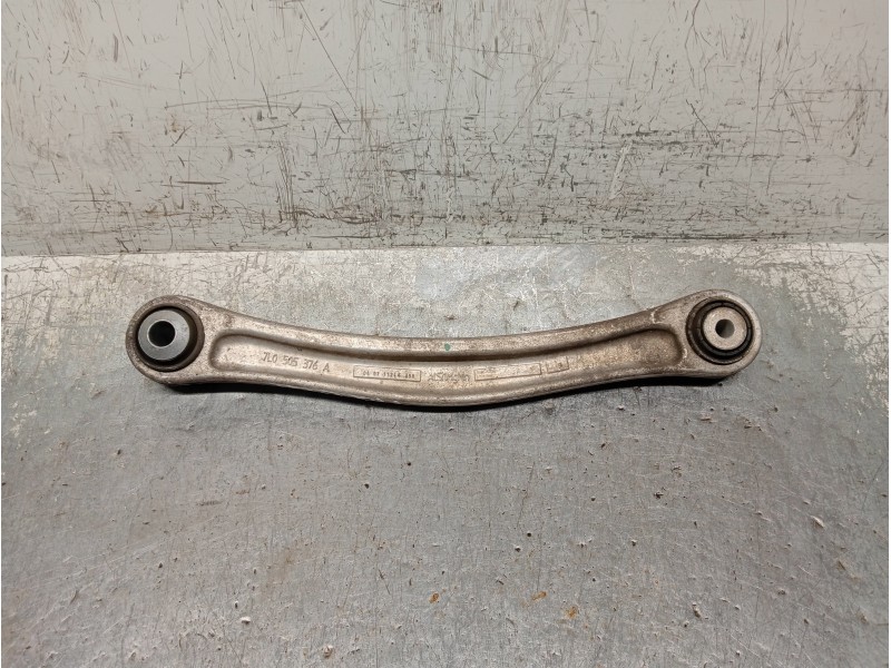 Recambio de brazo suspension superior trasero derecho para porsche cayenne (typ 92aa) diesel referencia OEM IAM 7L0505376A  