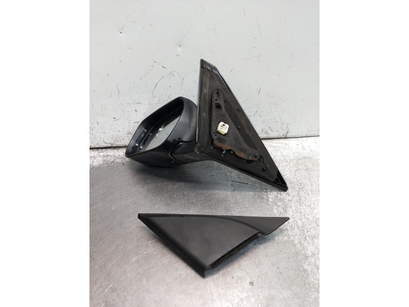 Recambio de retrovisor izquierdo para mazda 3 berlina (bk) 1.6 16v cat referencia OEM IAM ELÉCTRICO 5 PINES 1 ENCHUFE
