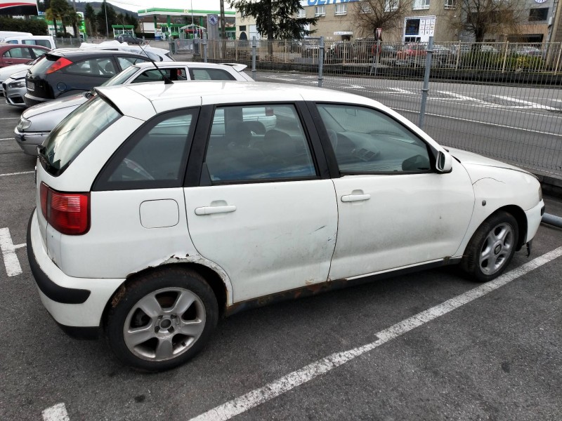 seat ibiza (6k1) del año 2000