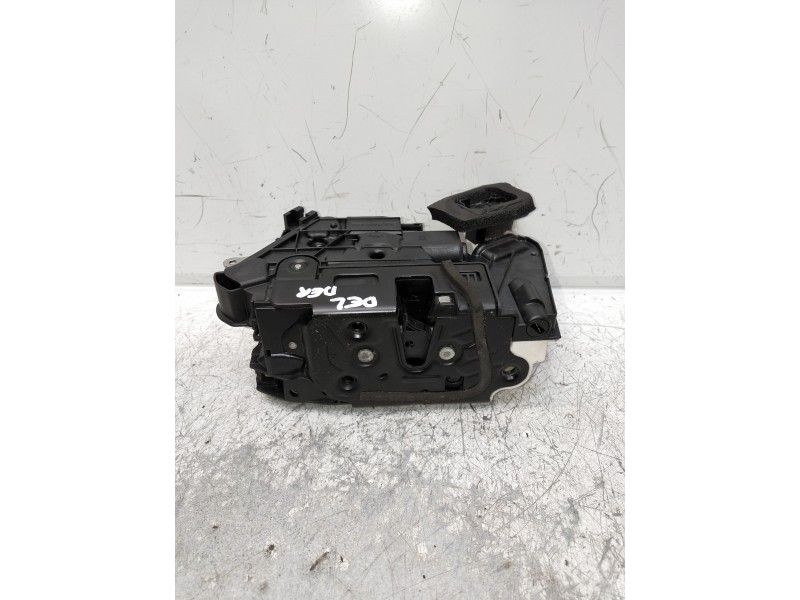 Recambio de motor cierre centralizado delantero derecho para seat toledo (kg3) style referencia OEM IAM 5E1837016A  5P