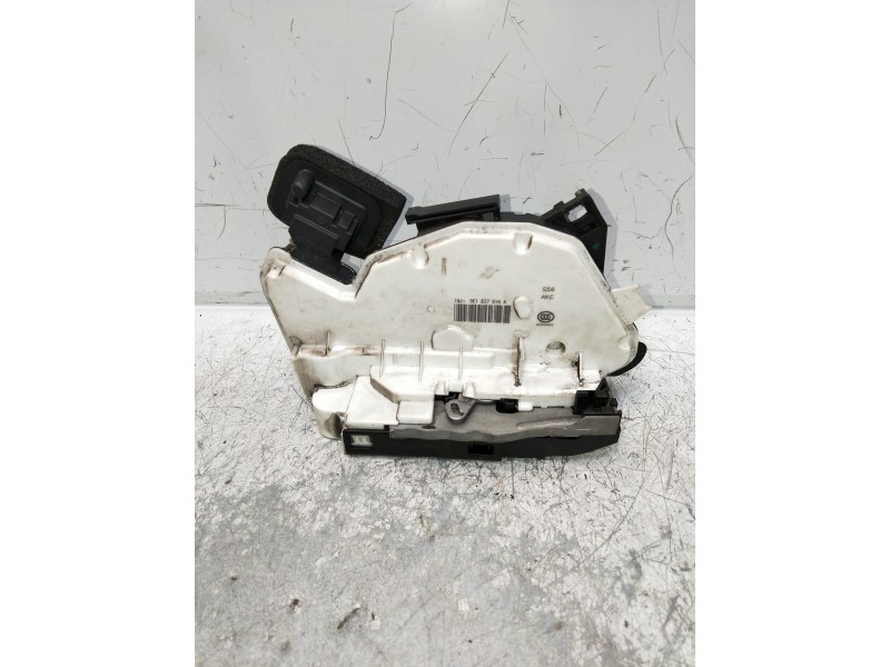 Recambio de motor cierre centralizado delantero derecho para seat toledo (kg3) style referencia OEM IAM 5E1837016A  5P