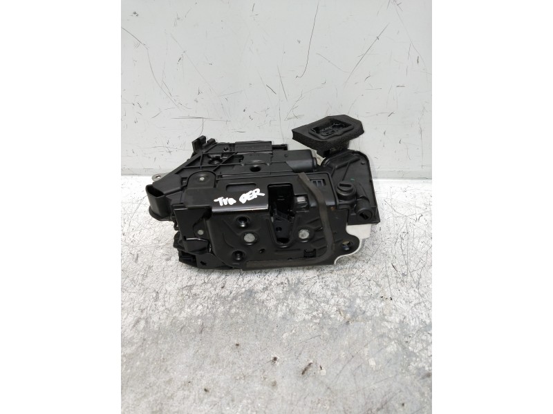 Recambio de motor cierre centralizado trasero derecho para seat toledo (kg3) style referencia OEM IAM 5E0839016A  PRECIO OE
