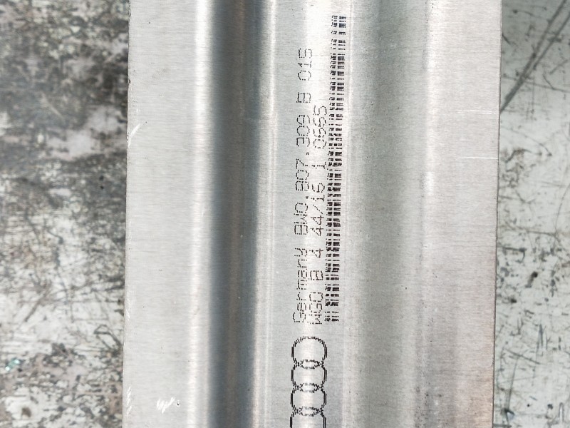 Recambio de refuerzo paragolpes delantero para audi a4 berlina (8w2) design edition referencia OEM IAM   