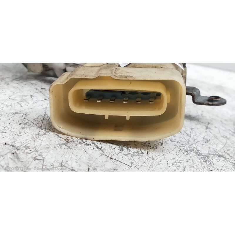 Recambio de motor cierre centralizado delantero derecho para toyota yaris (ncp1/nlp1/scp1) 1.4 d-4d linea luna referencia OEM IA