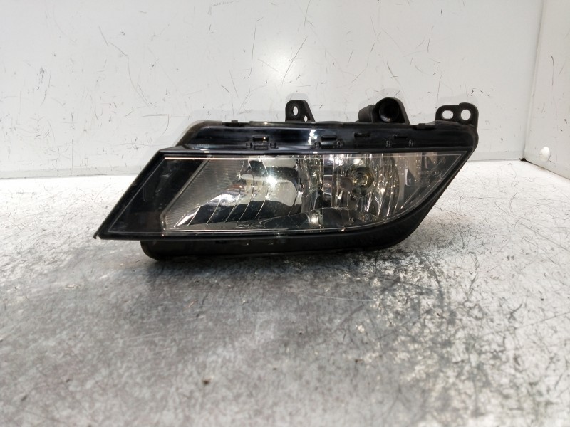 Recambio de faro antiniebla derecho para seat toledo (kg3) style referencia OEM IAM 6J9941702A 1NE01107702 
