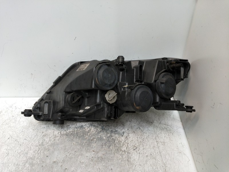 Recambio de faro derecho para seat toledo (kg3) style referencia OEM IAM 90037280 6JB941016 