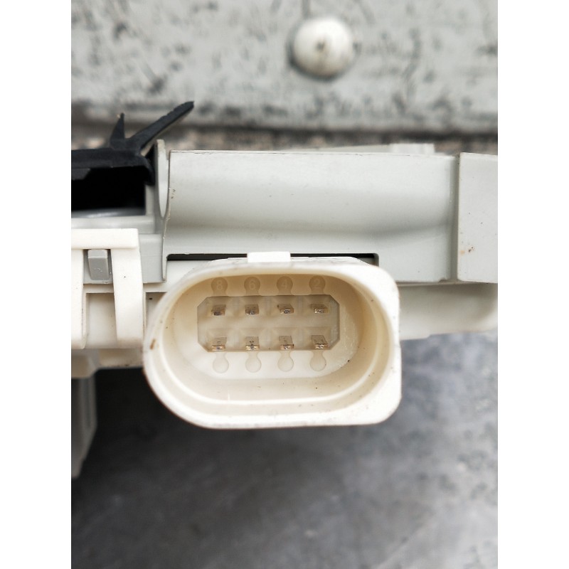 Recambio de motor cierre centralizado trasero izquierdo para audi a4 berlina (8w2) design edition referencia OEM IAM 4G0839015  