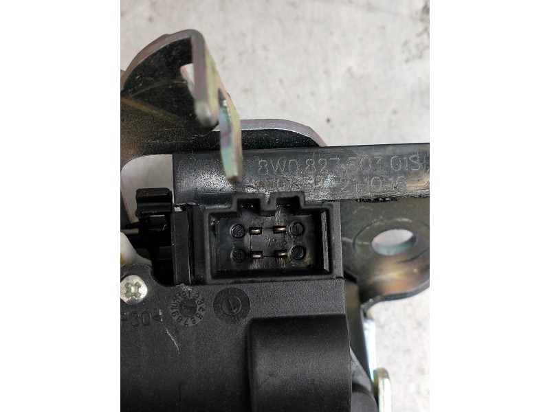 Recambio de motor cierre centralizado porton para audi a4 berlina (8w2) design edition referencia OEM IAM 8W082750301S  