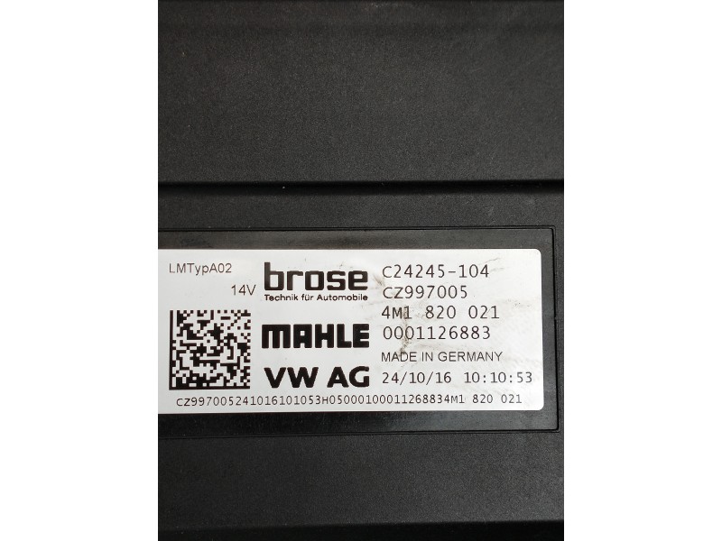 Recambio de motor calefaccion para audi a4 berlina (8w2) design edition referencia OEM IAM C24245104 CZ997005 