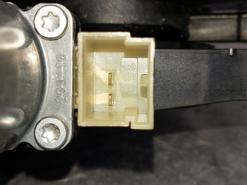 Recambio de elevalunas delantero derecho para audi a4 berlina (8w2) design edition referencia OEM IAM 8W0837462 1021C28036103 