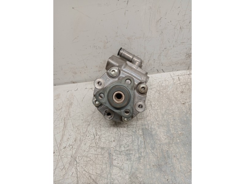 Recambio de bomba direccion para porsche cayenne (typ 92aa) diesel referencia OEM IAM 7651955141 7P6422154 
