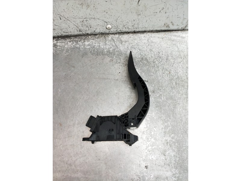 Recambio de potenciometro pedal para audi a4 berlina (8w2) design edition referencia OEM IAM 8W1723523  