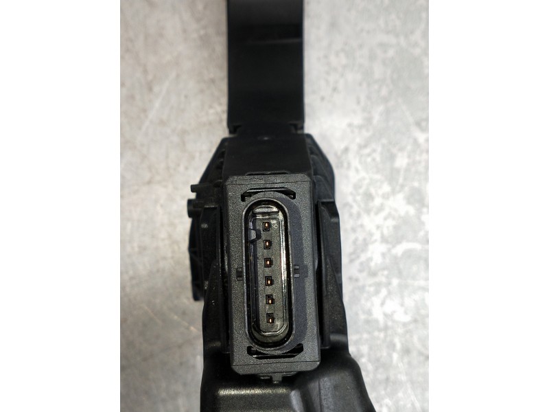 Recambio de potenciometro pedal para audi a4 berlina (8w2) design edition referencia OEM IAM 8W1723523  